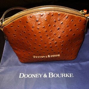 Dooney & Bourke purse